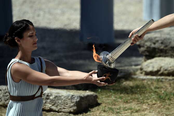 Come rain or shine on Thursday's official lighting ceremony, Rio de Janeiro has now secured its Olympic flame, which will burn in the Brazilian host city throughout the August 5-21 games.