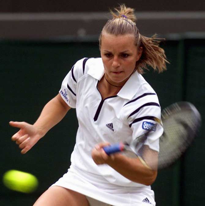 Anne-Gaelle Sidot (France)