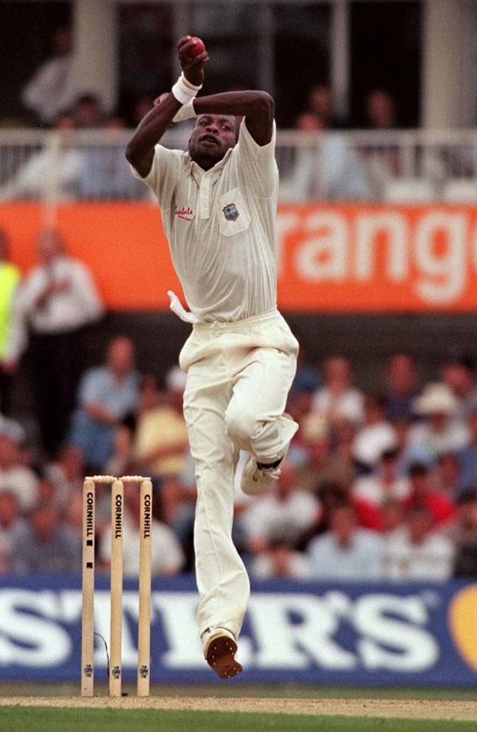 Curtly Ambrose: Country - West Indies. Height - 6'7 (201 cm). Bowling style - Right-arm fast