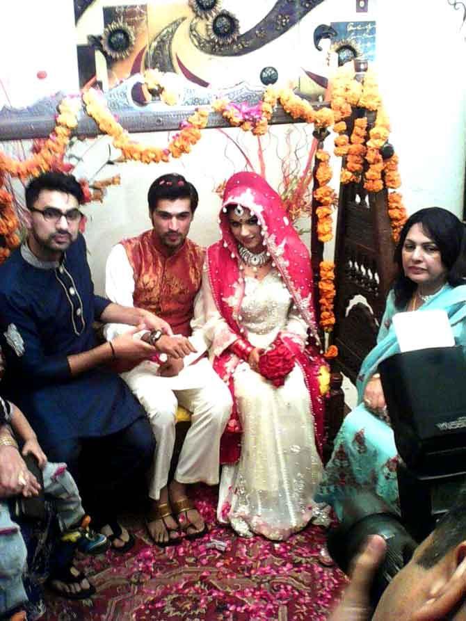 Mohammad Amir-Narjis Mohammad Amir tied the knot with British-born Pakistani Narjis in Lahore in September 2016. Amir and Narjis met at a family event in London in 2010. The duo had a brief nikkah ceremony in 2014 while Amir was still severing his five-year ban from cricket for spot-fixing.