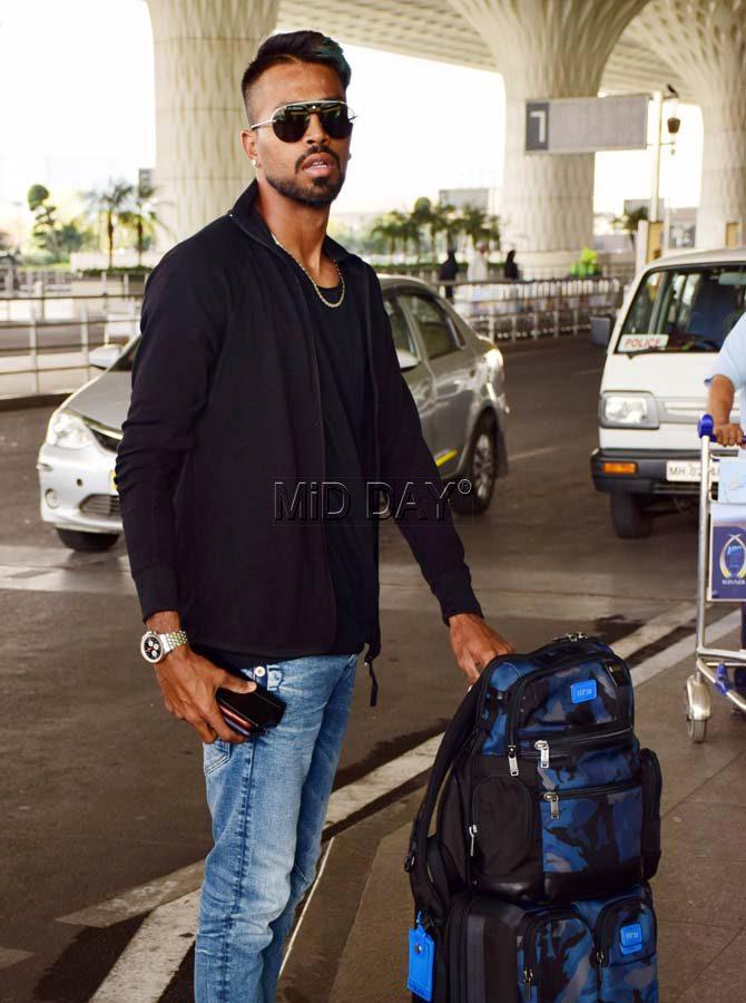 Hardik Pandya strikes a cool pose for the cameras