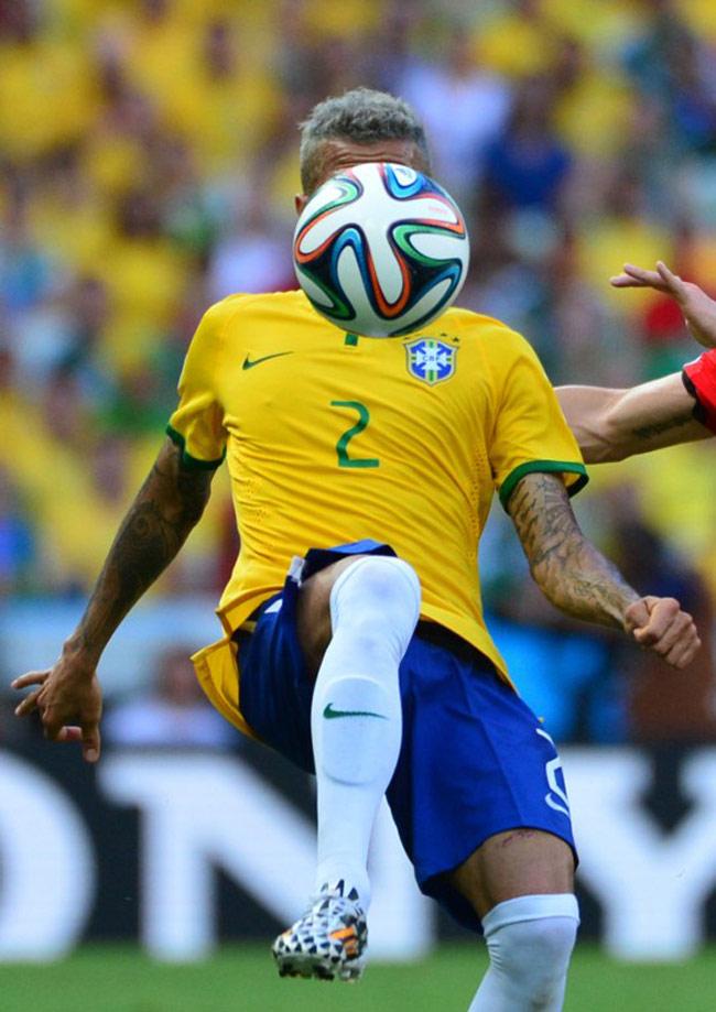 Brazilu2019s defender Dani Alves