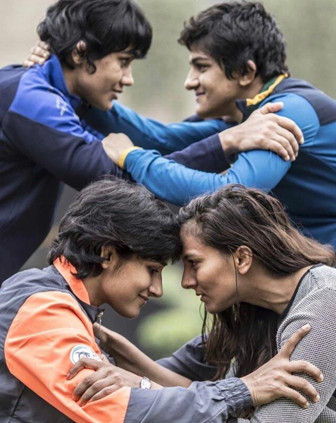 Fantastic 4gats: Geeta Phogat with her sisters Babita Kumari (top left), Ritu Phogat (top right), and Sangita Phogat (bottom left)