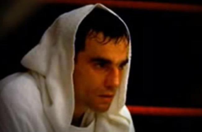 Set in Northern Ireland, u2018The Boxeru2019 is about a boxer, played by Daniel Day-Lewis, who is released after a long prison term.  To break the cycle of violence, he starts a youth boxing club u2013 and the IRA doesnu2019t like it.