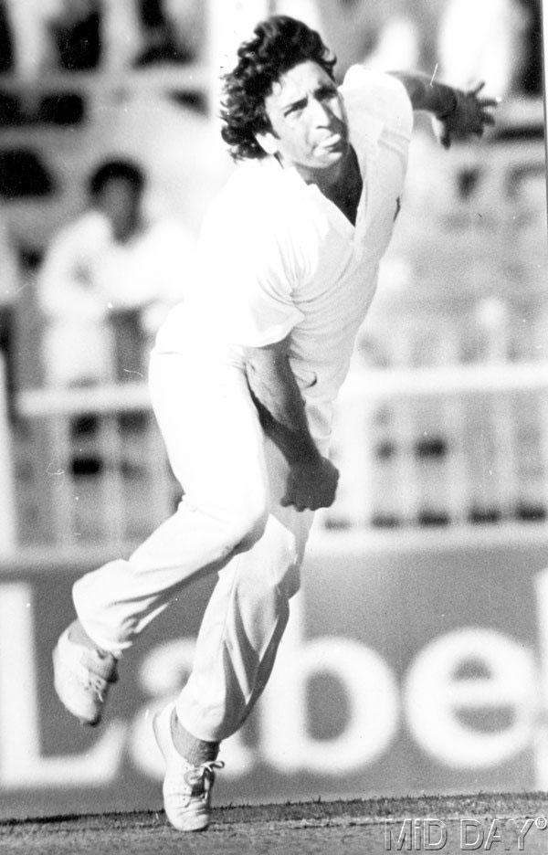 Abdul Qadir: The Pakistani spinner was famously known for his wrist spin during the 70s and 80s. His variety of deliveries which he bowled with a straight arm caused confusion for the batsmen. It was later revealed that this style of bowling was all part of a plan to distract his opponent. (Pic/ Midday archives)