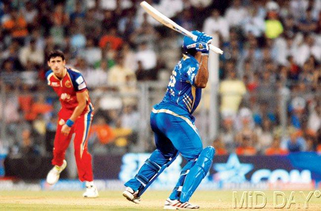 Kieron Pollard and Mitchell Starc: An extremely unpleasant incident took place between the two players during an IPL match between RCB and MI at the Wankhede Stadium in May 2014. During an over, Starc continued with his delivery stride despite Pollard pulling out. As the Aussie fired the ball at the West Indian, the batsman advanced menacingly towards Starc and flung his willow at the bowler but, luckily, it slipped out of the Trinidadian s hand and dropped near him. In the previous ball, after bowling a bouncer that sailed over Pollard s head, Starc mouthed something, which the big-built West Indian simply brushed away with a wave of his hand