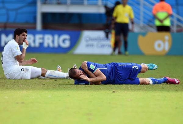 Luis Suarez and Giorgio Chiellini: During the FIFA 2014 World Cup, Uruguayan striker Suarez bit Italian defender Chiellini during their group stage match. Uruguay went on to win the game and secure a spot in the next round. In 2013, Suarez received a 10-match ban after he bit Chelsea player Branislav Ivanovic during their EPL clash. (Pic/ AFP)