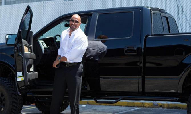 The Rock arrives before WrestleMania 27