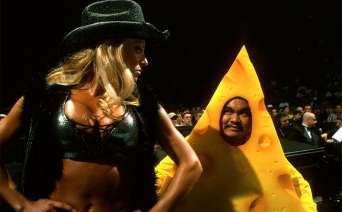 WWE Diva Trish Stratus at WrestleMania 16