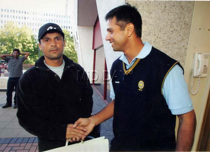 Rahul Dravid and Moin Khan are all smiles here