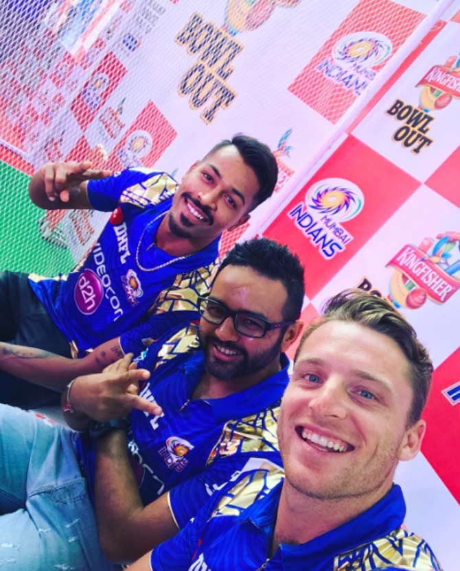 Hardik Pandya, Parthiv Patel and Jos Buttler in selfie mode