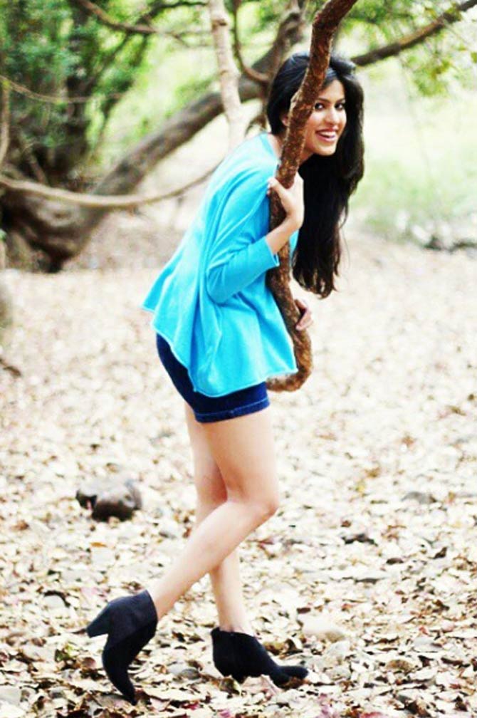 Pankhuri Sharma captioned in this picture from her shoot, '#blue #favorite #alwayssmiling'