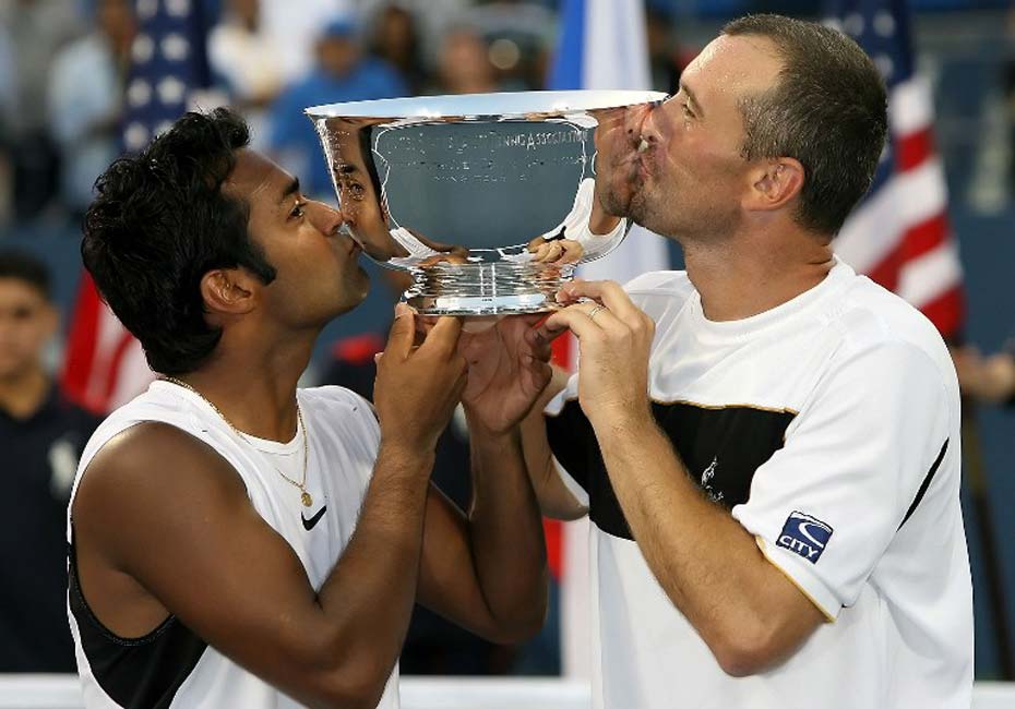US Open 2006: Leander Paes and his Czech Republic partner Martin Damm defeated Jonas Bjorkman and Max Mirnyi. This was Paes' first US Open men's doubles title