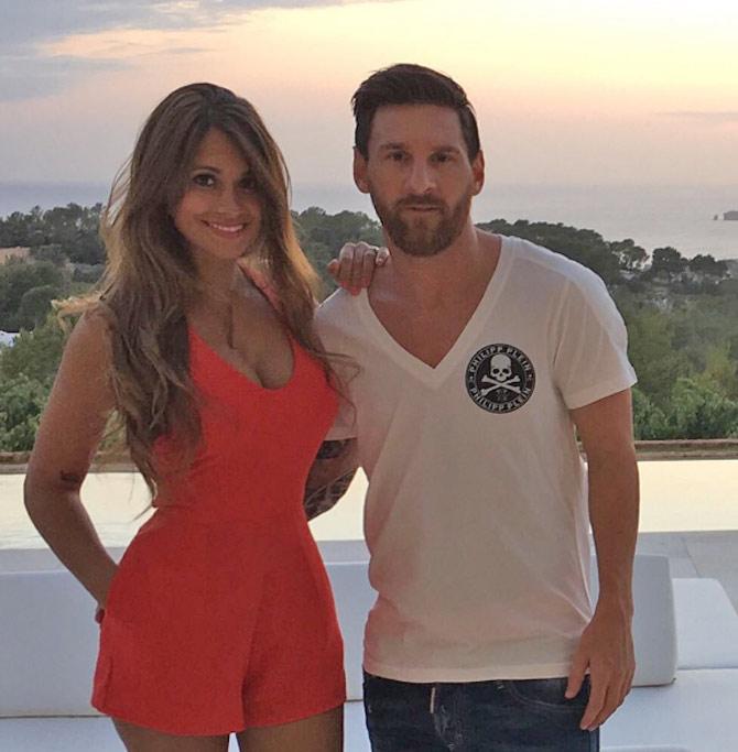 Antonella Roccuzzo is besties with footballer Cesc Fabregas' wife Daniella Seimaan