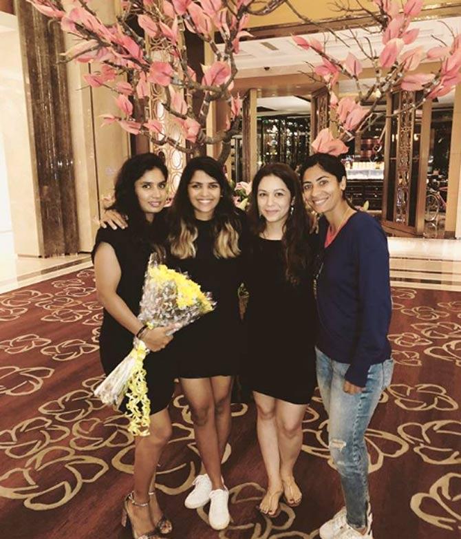 Mithali Raj and her friends during an outing: Yey all dressed. #nightisyoung #theoddone #hiamkohli#bestintro.