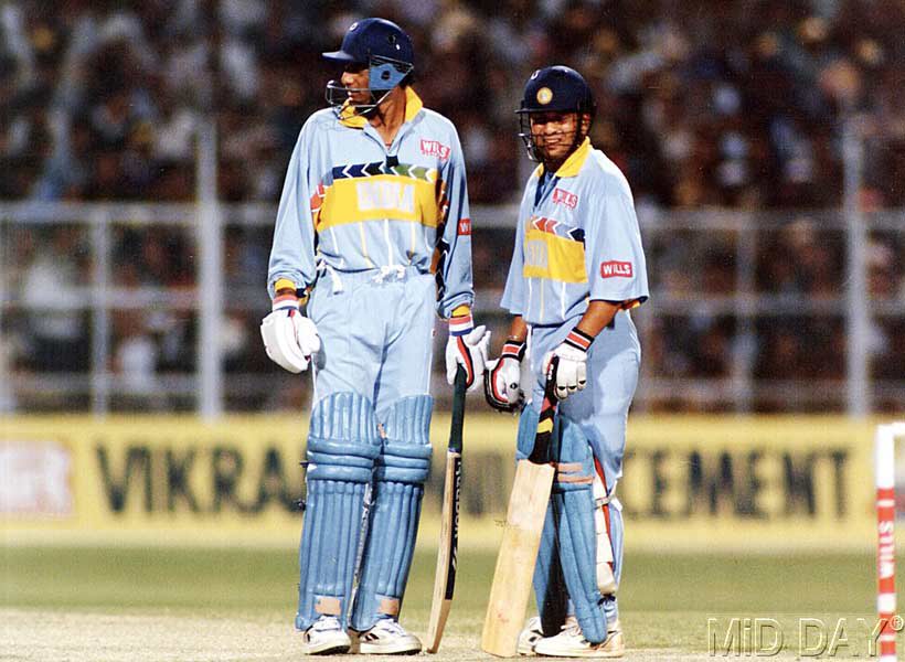 Mohammad Azharuddin and Sachin Tendulkar together were a pair that posed a threat to the opposition during the middle overs