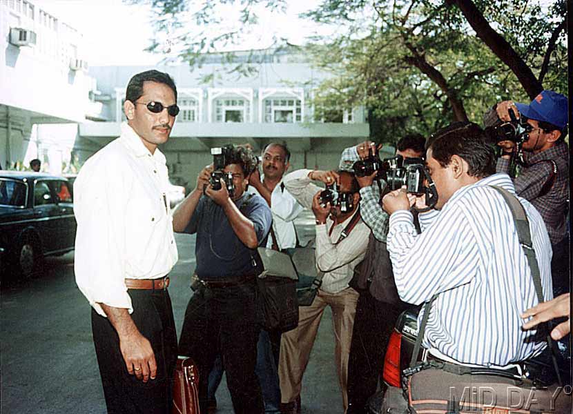 In picture: Mohammad Azharuddin charmingly poses for the paparazzi