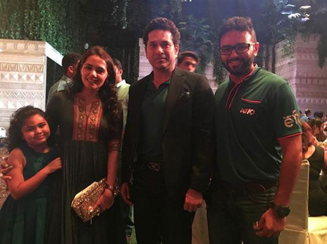 Parthiv Patel posted this picture with wife Avnee and daughter Venika along with cricket legend Sachin Tendulkar.