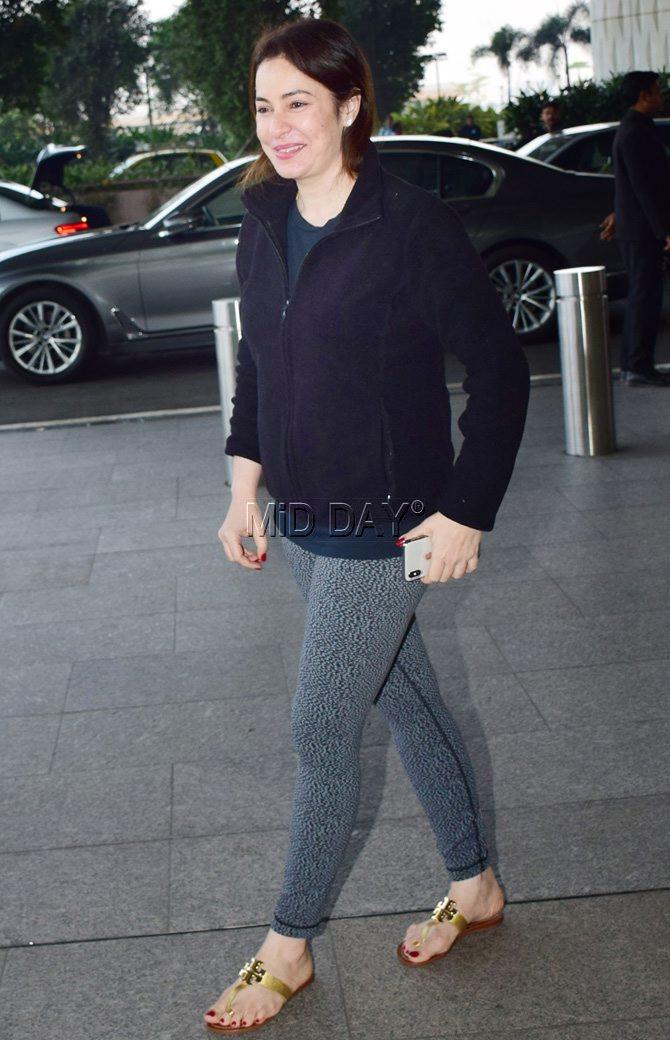 Anjali Tendulkar was smiling away for the shutterbugs