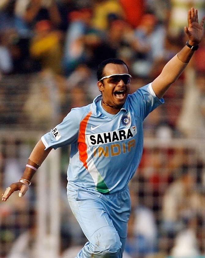Murali Karthik - 6/27 vs Australia. Overs - 10. Maidens - 3. Venue - Mumbai. Date - 17 Oct 2007