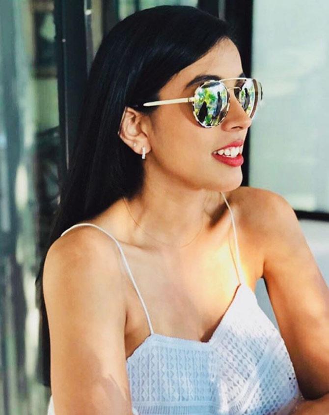 Elixir Nahar: The bags under my eyes are (covered by) Prada