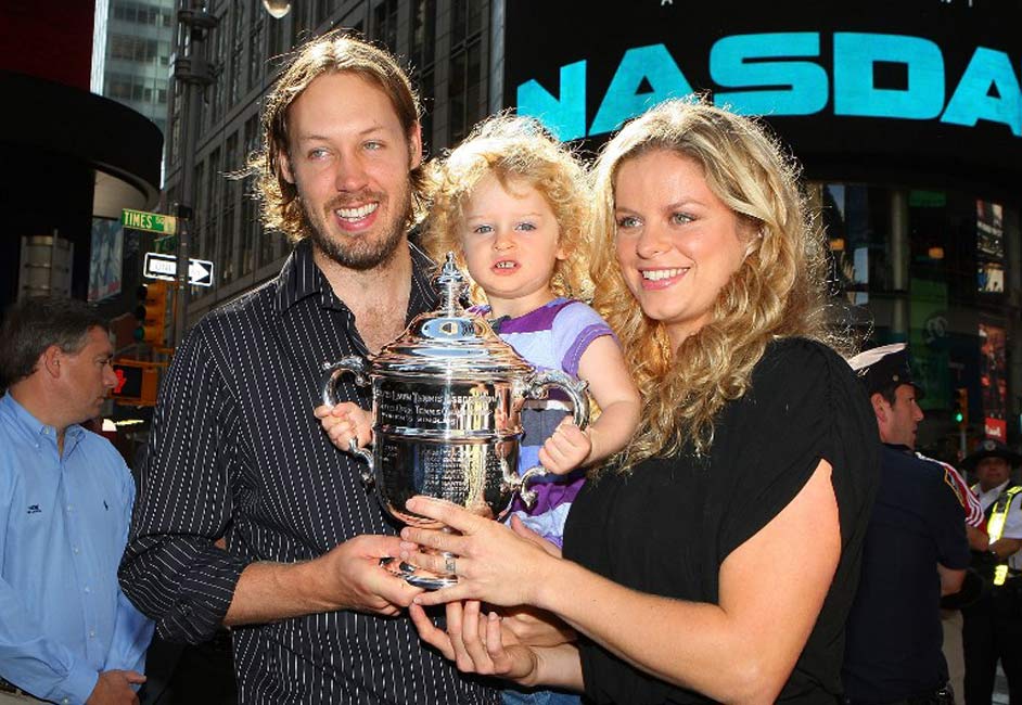 Kim Clijsters and Brian Lynch: She is a Belgian tennis player and former World No. 1. He is an American basketball player, who played professionally in Europe. They got married on July 13, 2007. They have three children together - a daughter and two sons.