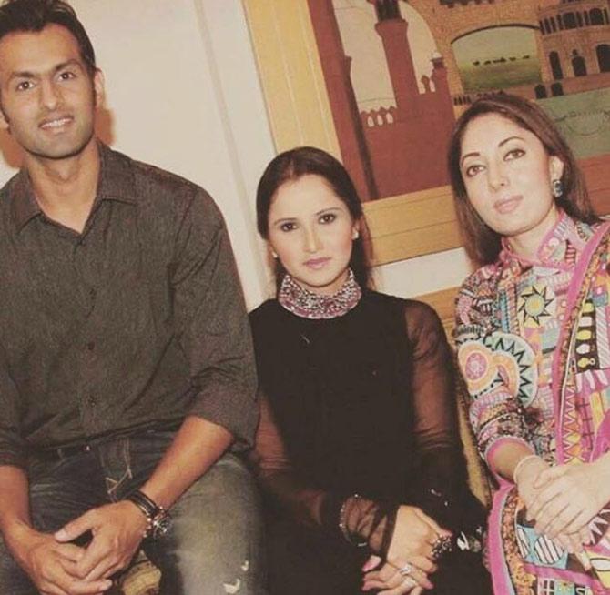 Shoaib Malik: With the ladies - a wise man once told me to always agree with females when you are out numbered by them