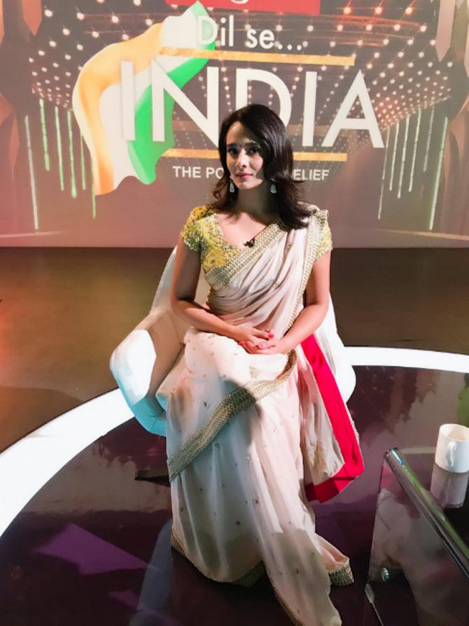 In picture: Mayanti Langer looking gorgeous in a saree and is all ready to face the camera on screen