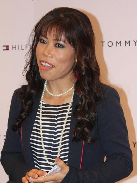 Mary Kom: This six-time world boxing champion is a sheer lion at heart. Mary is the only female boxer to bag a medal in all six championships. In 2012, she also became the only female boxer to participate and then win a bronze medal in the London Olympics. She also has a gold and bronze medal to her name at the 2014 and 2010 Asian Games respectively. Mary Kom has a stunning 5 gold medals and a silver at the Asian Boxing Championship. She has also won a gold at the Commonwealth Games. Mary Kom is a recipient of the Padma Bhushan, Padma Shri, Rajiv Gandhi Khel Ratna and Arjuna awards