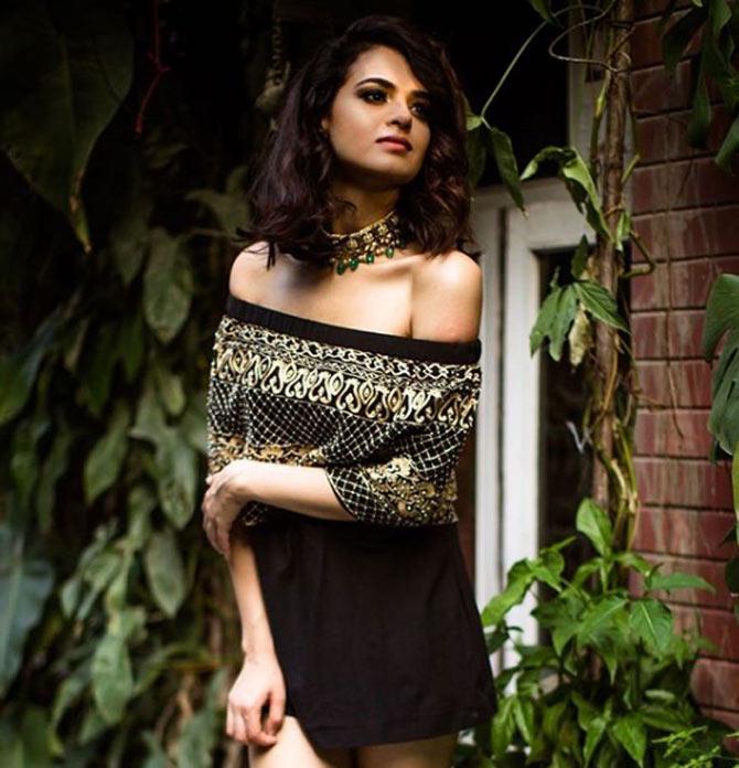 Tania Sachdev: Constantly torn between a strong mind and a silly heart. But both agree that this by @juhinandaofficial is wayyyy too pretty