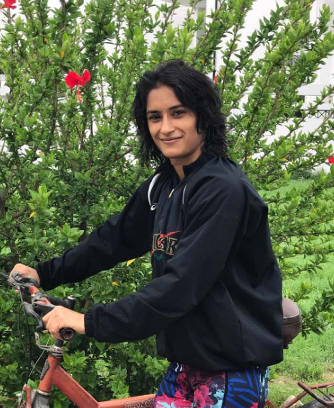 Vinesh Phogat's uncle Mahavir Singh Phogat played a huge role in grooming her as a wrestler. She is the daughter of Mahavir's younger brother Rajpal. Geeta and Babita are her cousins.