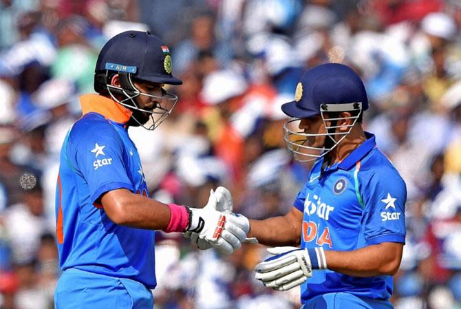 Virender Sehwag: 'Only old notes are out of circulation. Great knocks from @YUVSTRONG12 and @msdhoni'