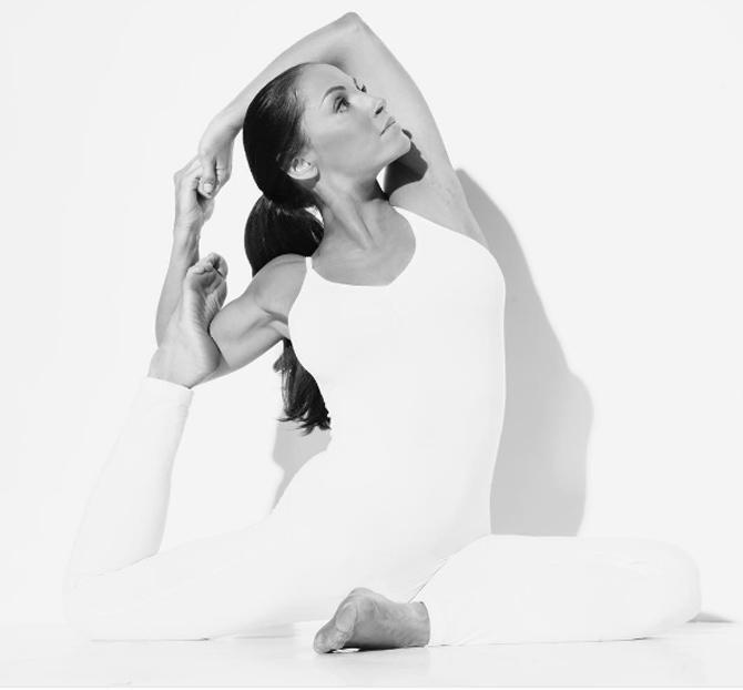 Trish Stratus made her WWE comeback at Summerslam 2019, when she fought against Charlotte Flair. Trish went on to lose the match Trish Stratus shared this picture on Yoga Day and captioned it: Happy #internationalyogaday! Namaste y'all Did you know this is the pose I based my logo for Stratusphere on? It's king pigeon pose - but my team and I refer to it as champion pose