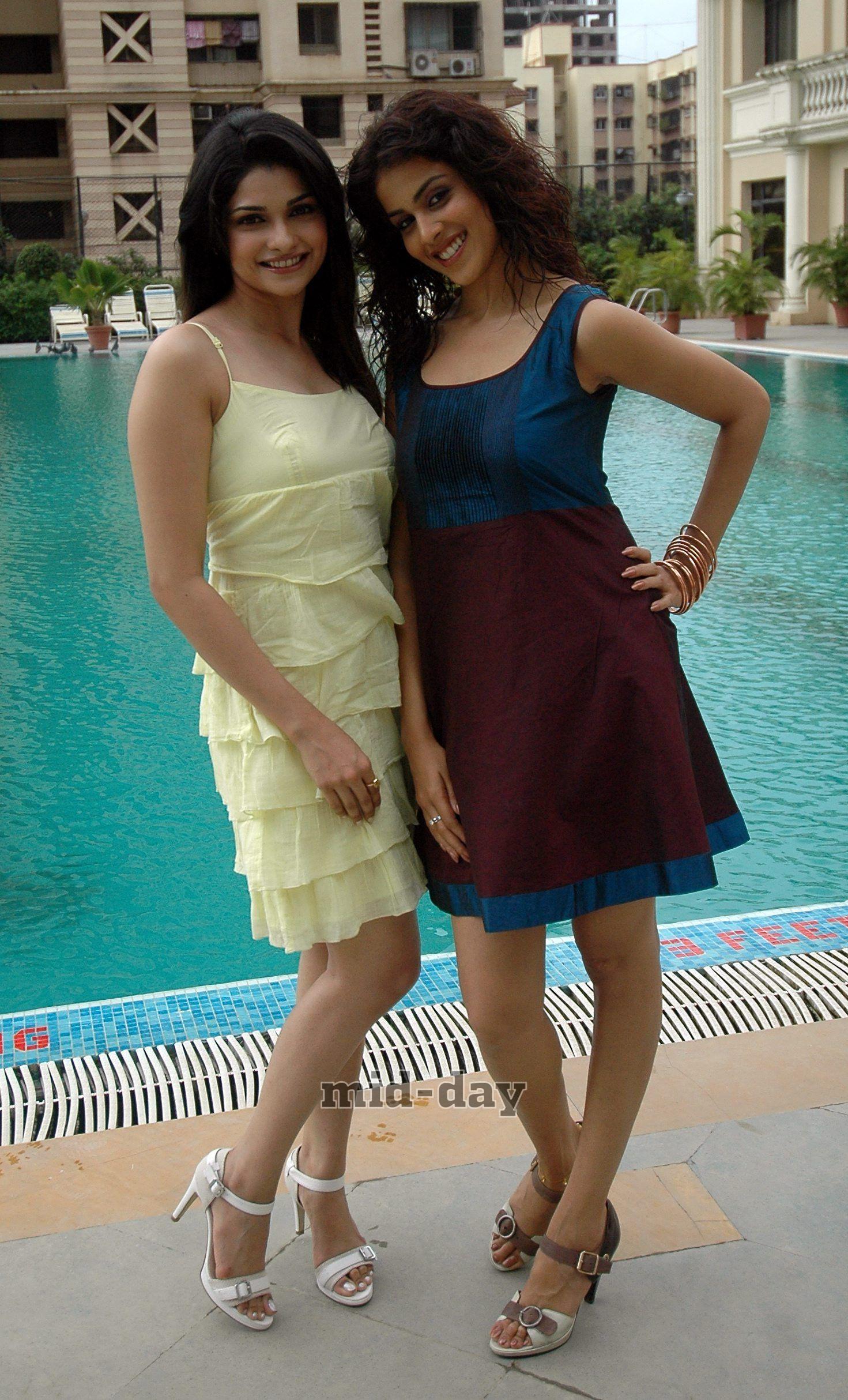 Xxx Genelia D Souza Xxx Photo - Genelia d'souza and Prachi Desai